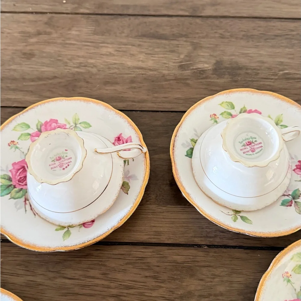 Royal Stafford Bone China Tea Cup & Saucer Set – Berkeley Rose – Vintage England
